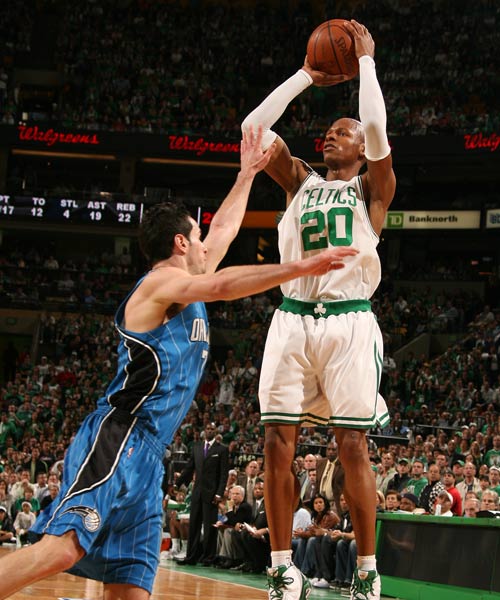 动荡同时保 动荡同时保