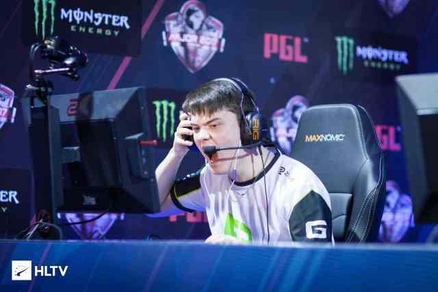 坚守初心 坚守初心