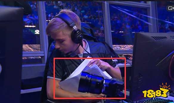 提到莱万 提到莱万