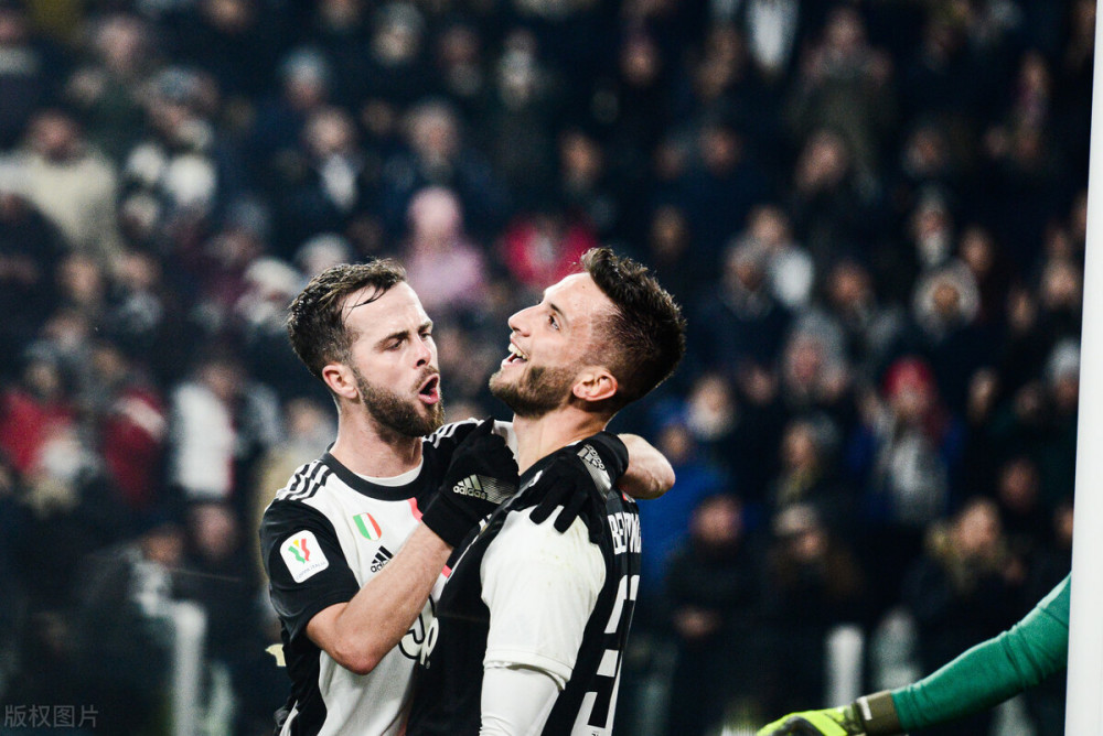 相比之下 相比之下