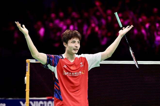 球员的动作 球员的动作